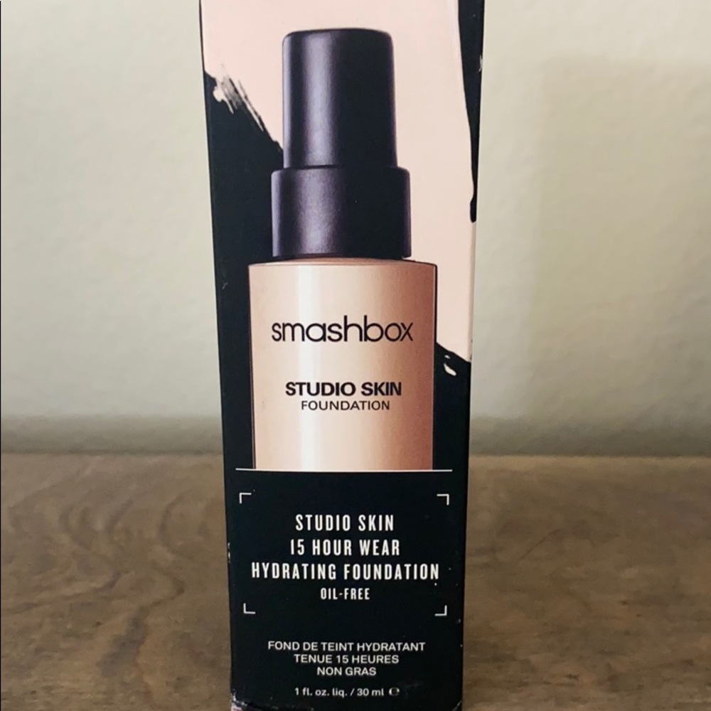 SMASHBOX- Studio Skin Foundation (0.5) NWT